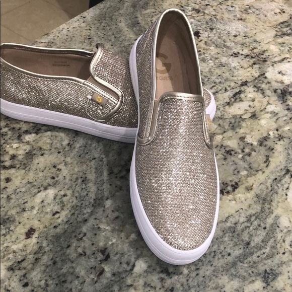 guess sparkle shoes